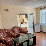 с механа баджо Guest house Dospat